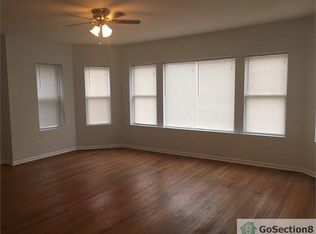 2509 E 77th St #1, Chicago, IL 60649