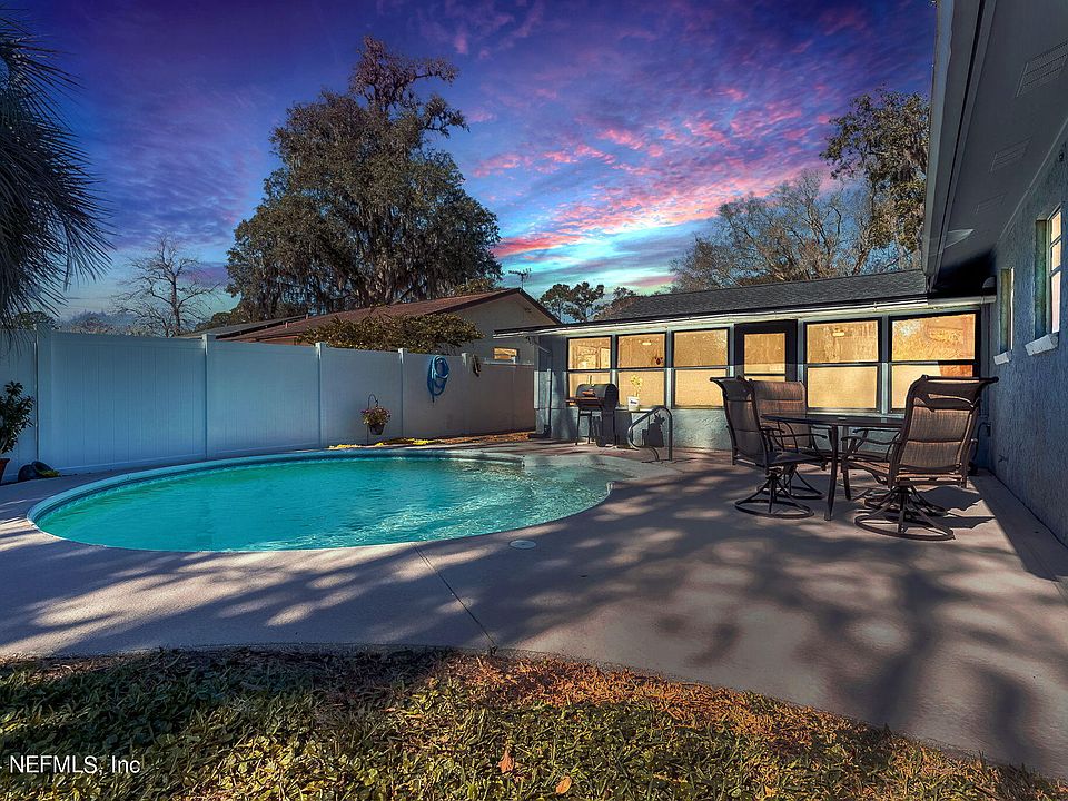 1st image of 2208 CHABLIS Court E