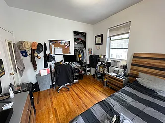 Rented by R New York