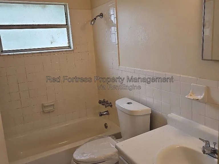 3816 Desoto Ave — Photo 5