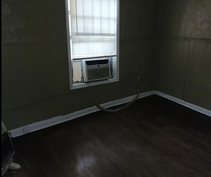 1485 E Mallory Ave #1 — Photo 5