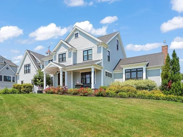 22 Chickadee Way, North Attleboro, MA 02760