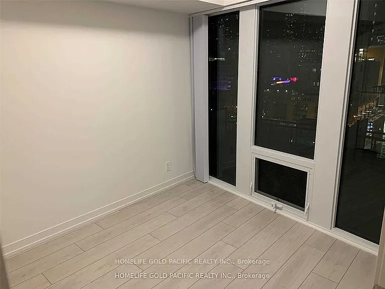 60 Shuter St #318 — Photo 15