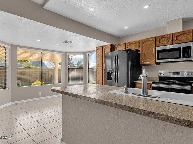 4307 E Karen Dr — Photo 7
