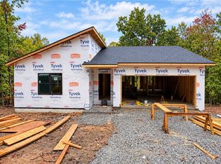 20 Lothian Dr, Bella Vista, AR 72715