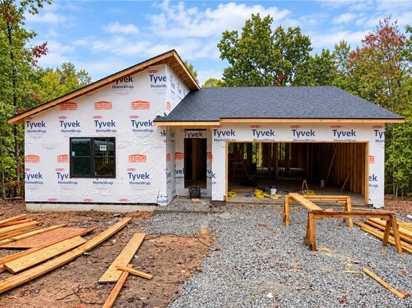 20 Lothian Dr, Bella Vista, AR 72715