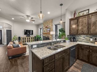 212 McKittrick Ln, Godley, TX 76044