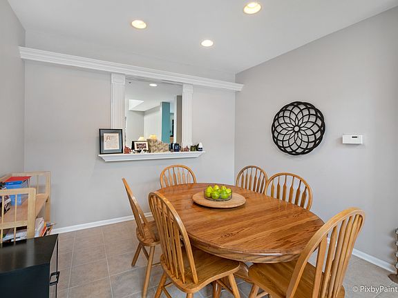 4th image of 122 Woodview Ct