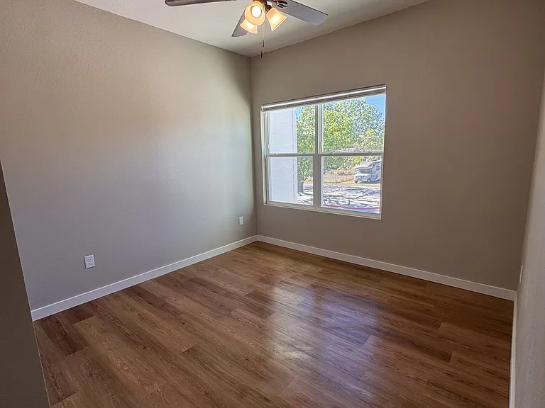 961 N Clinton St #102 — Photo 17