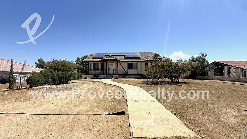 4 bed, 3.0 bath, 2939 sqft, $2,800 — Photo 1