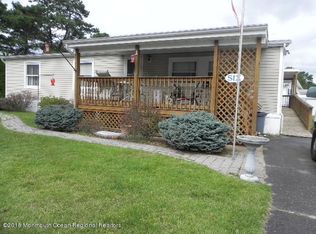 6 Parrot Ct, Whiting, NJ 08759