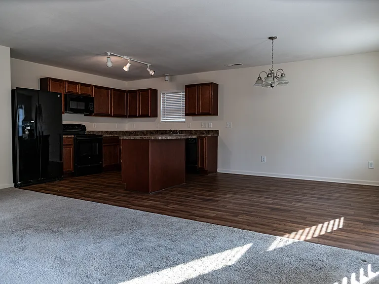 4113 Vershire Ave — Photo 12