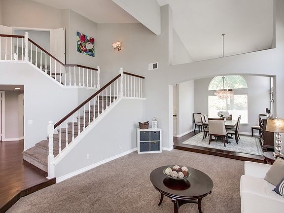 3rd image of 10855 Autillo Way