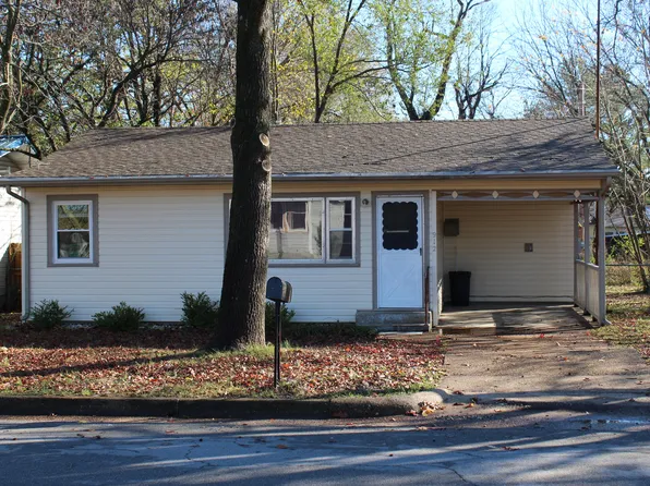 912 N Utah Street, West Plains, MO 65775