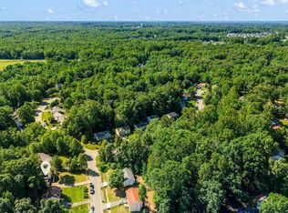 36 Plumosa Dr, Fredericksburg, VA 22405