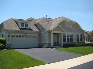 1827 Havenshire Rd, Aurora, IL 60502