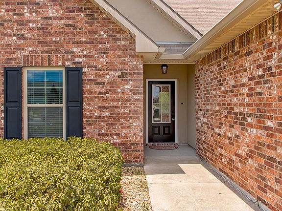 3rd image of 42228 Marblestone Ave