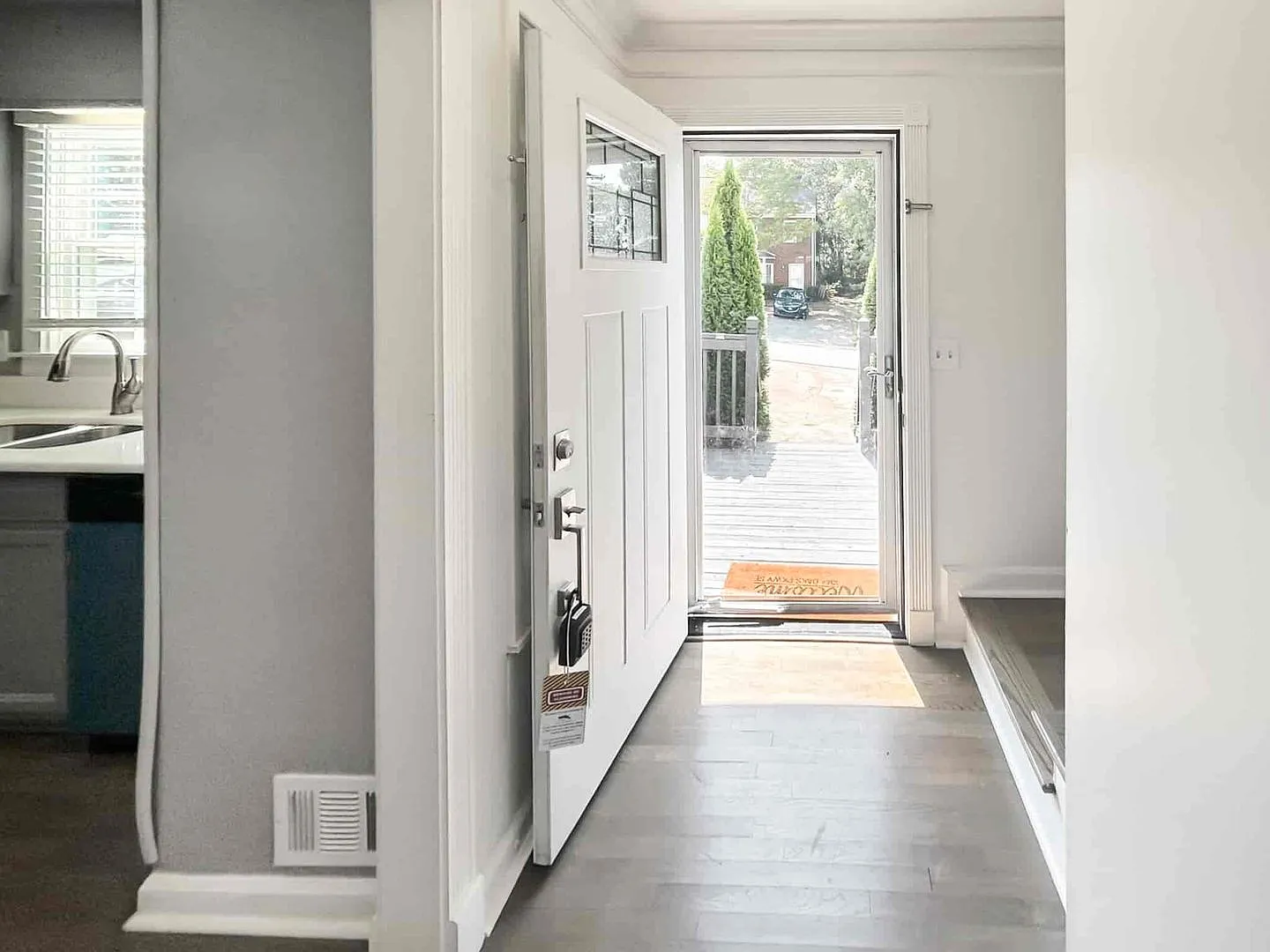 Charming 3BR Townhome Living in the Heart of Jonquil City! — Photo 4
