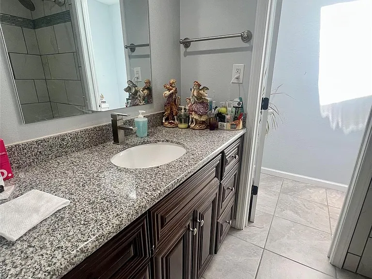 18326 Cape Bahamas Ln — Photo 21