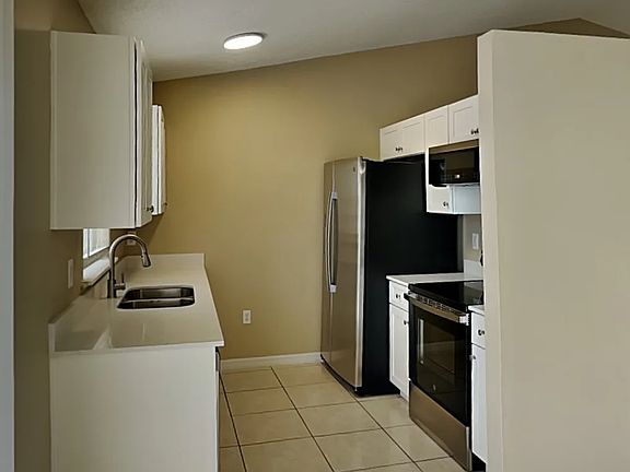 2nd image of 464 Gannet Ct