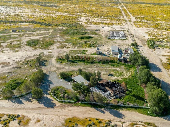 3353 W Avenue C, Lancaster, CA 93536