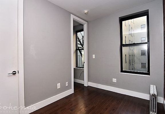 3rd image of 205 W 147th St #99