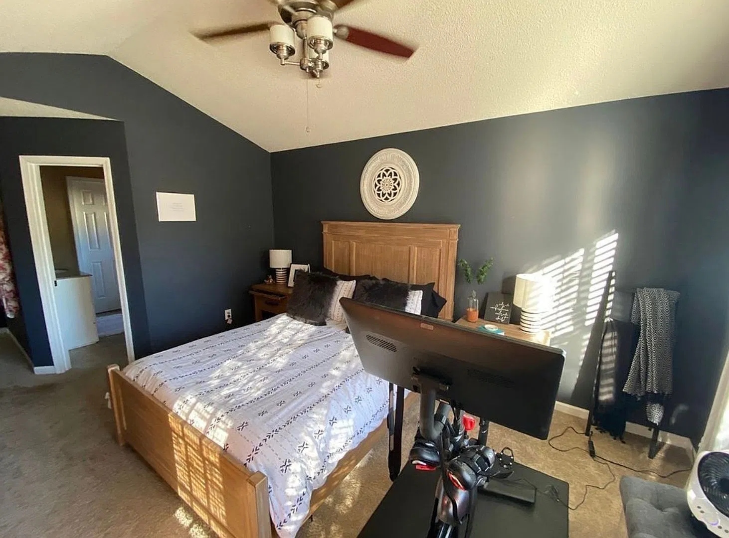 Charming 3BR House in Columbia — Photo 3