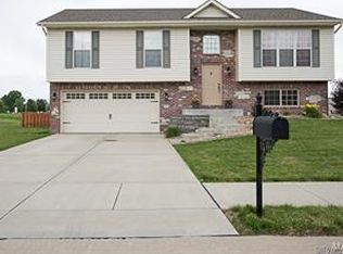 113 Olyvia St, Jacob, IL 62281