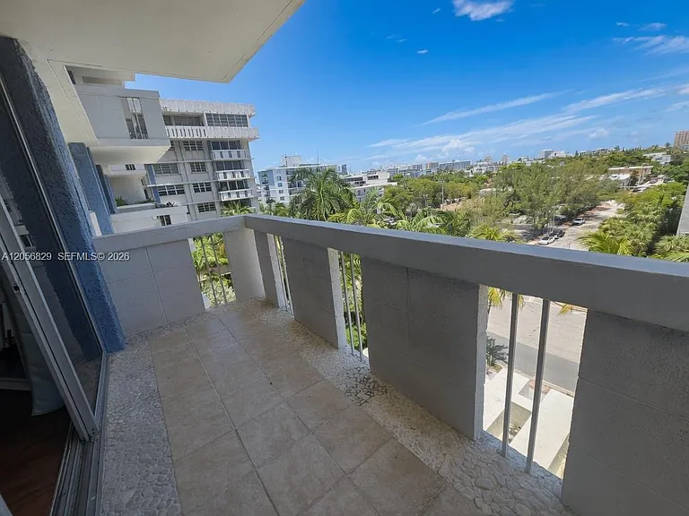 800 West Ave #722 — Photo 25