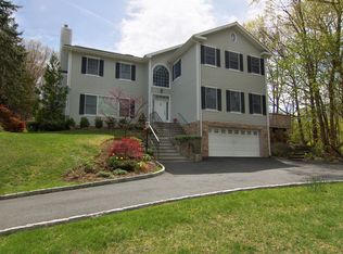 181 Sprain Rd, Scarsdale, NY 10583