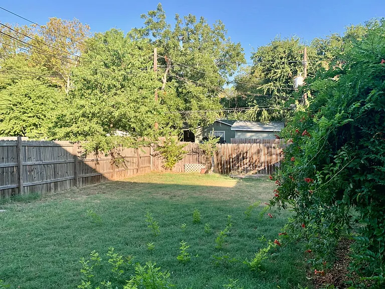 1303 Conway Dr — Photo 19