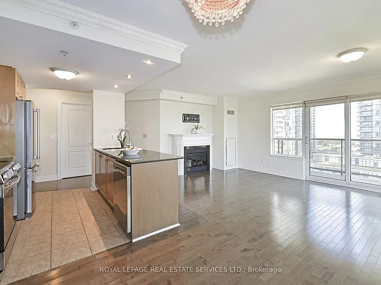 350 Princess Royal Dr #1705 — Photo 7