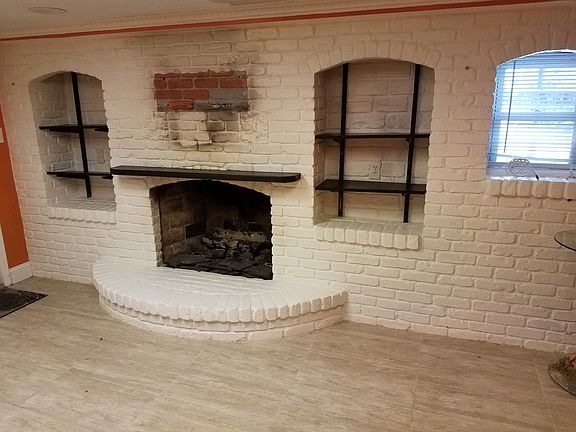 4th image of 3252 Philip Ave