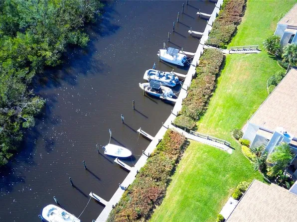 8706 54th Ave W #18, Bradenton, FL 34210