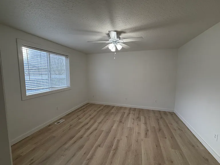 1122 S Ada St — Photo 22