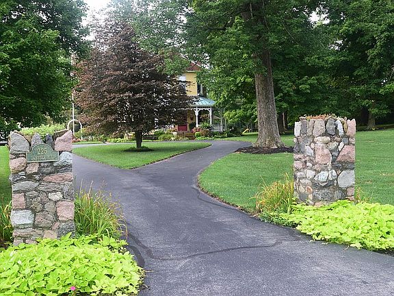                 Street entry