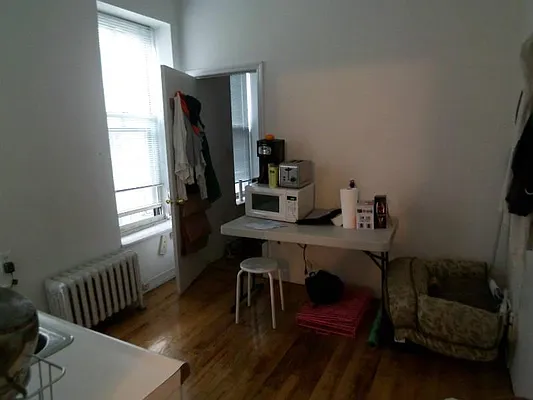 Rented by Centric New York | media 42