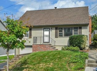 229 Windsor Rd, Wood Ridge, NJ 07075