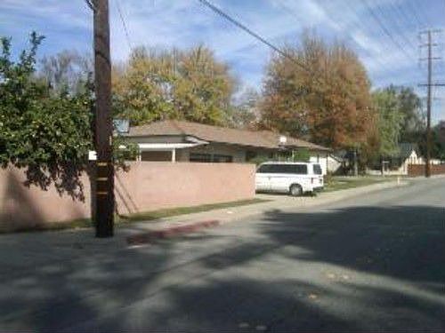 2nd image of 1890 5th St