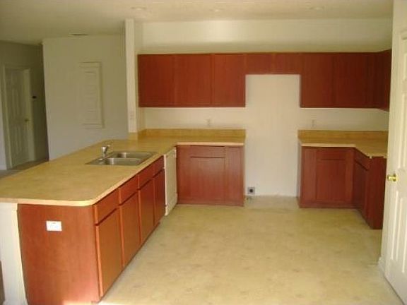 5th image of 338 Snook Way