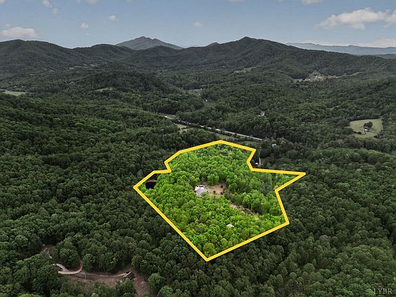 3rd image of 141 Cradon Hills Ln