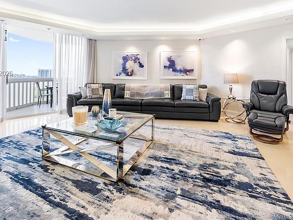 3rd image of 2000 Island Blvd APT 2409