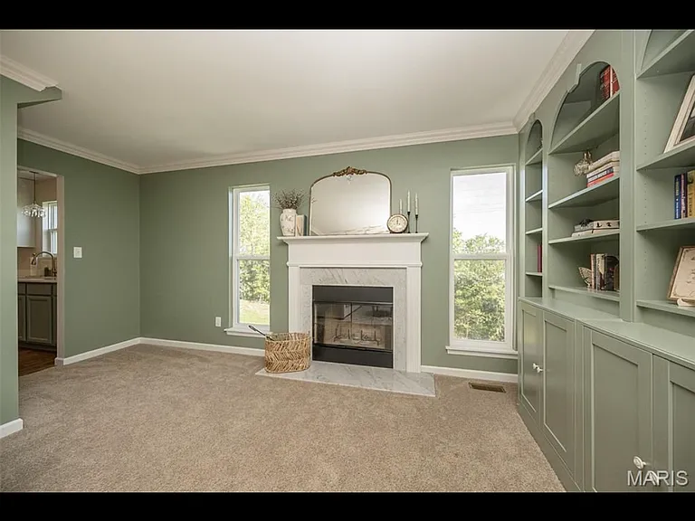 347 Cumberland Ct — Photo 9