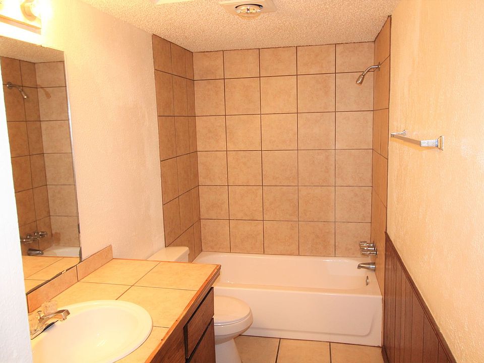 2nd image of 300 Chalmette Dr APT A