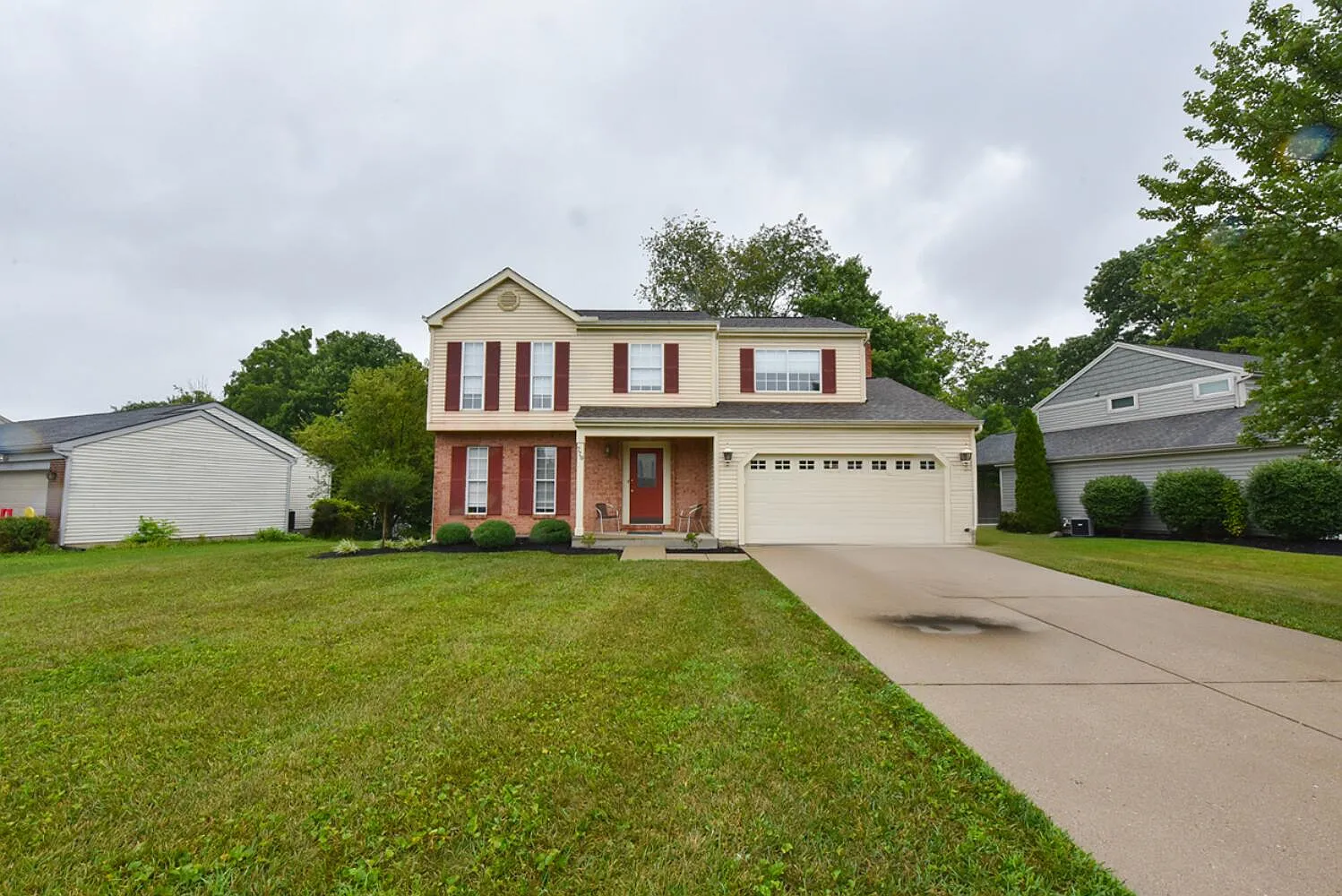 779 Crocus Ln photo 1