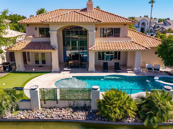 1834 E WILLOW TREE Court, Gilbert, AZ 85234