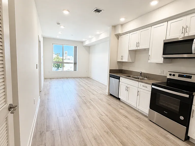 Welcome to Soul Noho. Now Leasing! — Photo 29
