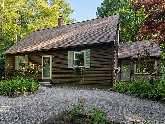 2nd image of 79 Ridgewood Circle