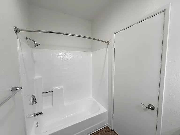 River Front Condominiums — Photo 32