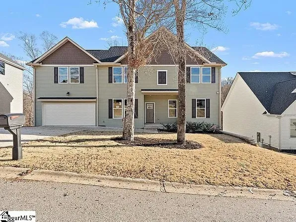 711 Rockcliffe St, Greenville, SC 29617